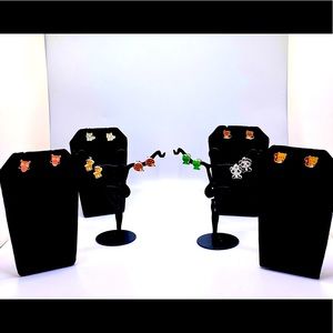 VALUE SET (8 pairs) OF ANIMAL EARRINGS!